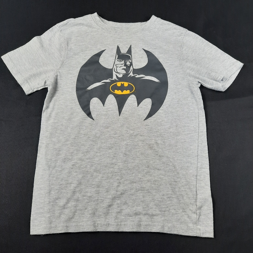 Batman tshirt size 10/12